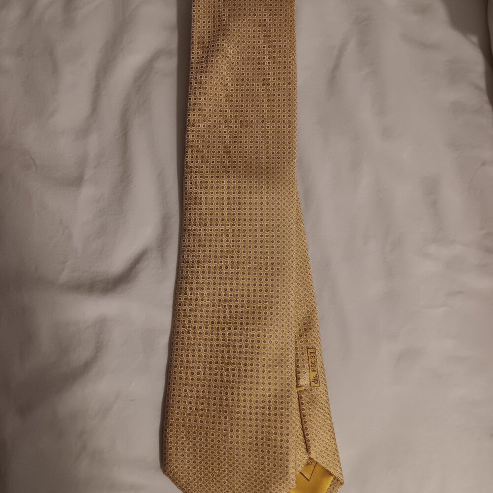 Brand new Brioni yellow seta silk mens neck tie